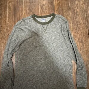 Old Navy Gray and Green Crewneck Top